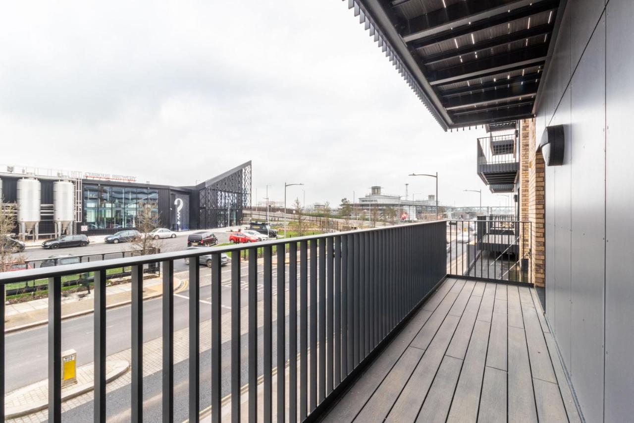 Seven Living Ashford - Modern And Spacious Apartments Экстерьер фото