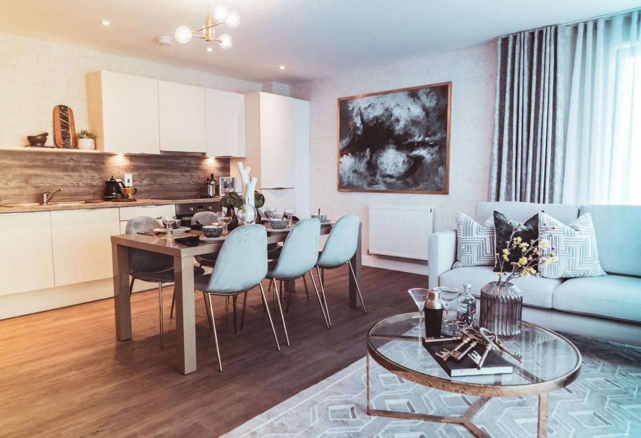 Seven Living Ashford - Modern And Spacious Apartments Экстерьер фото