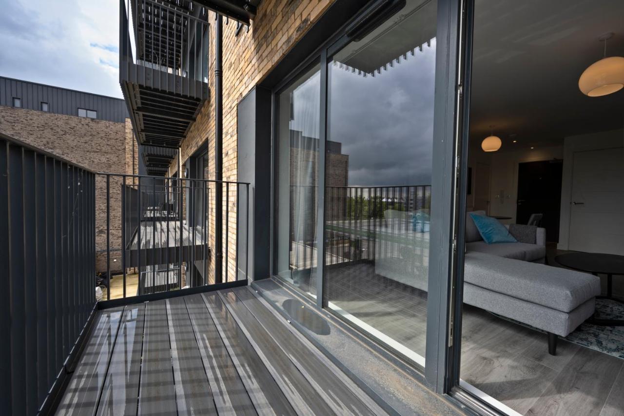 Seven Living Ashford - Modern And Spacious Apartments Экстерьер фото
